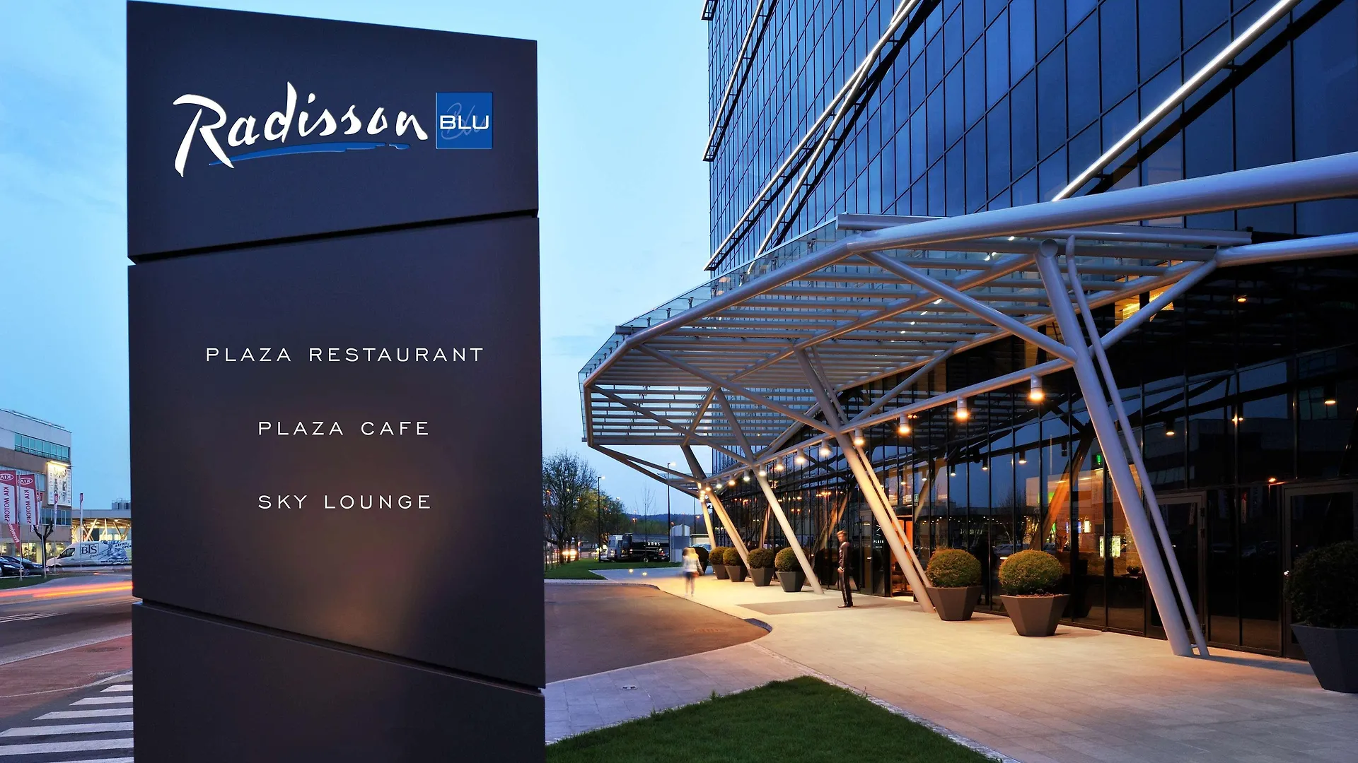 Radisson Blu Plaza Hotel Ljubljana 4*,